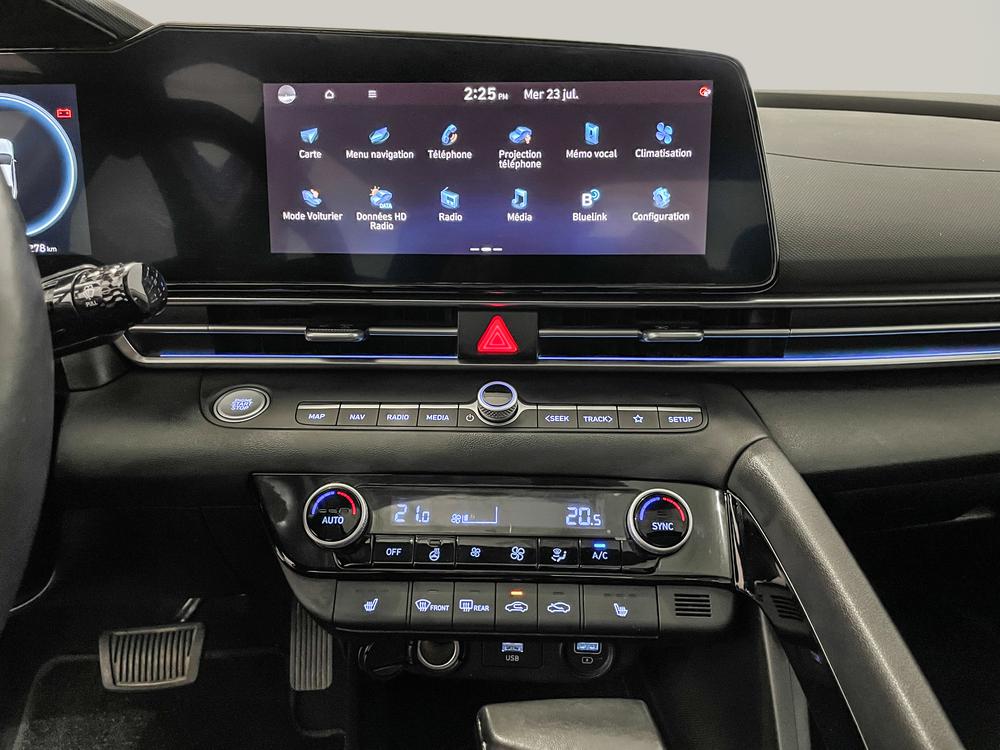 Hyundai Elantra 2023 Rouge usage à vendre Hyundai Elantra 2023 Rouge usage à vendre