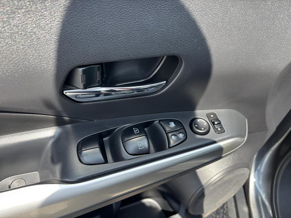 Nissan Kicks SR 2018 d’occasion à vendre - 12