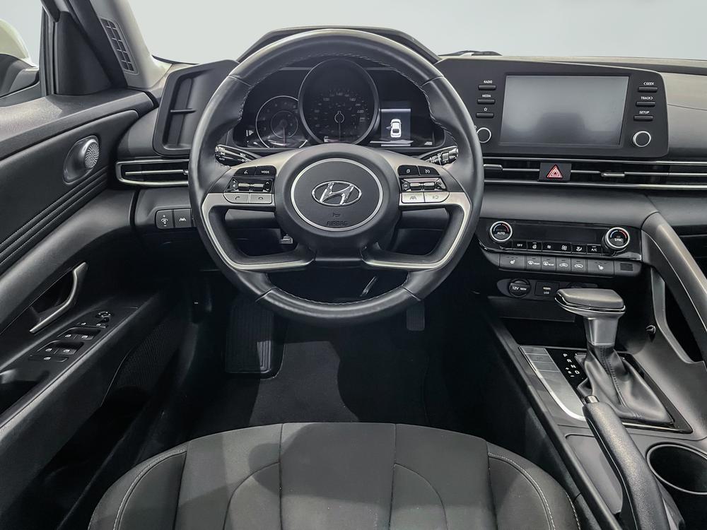 Hyundai Elantra Preferred Tech 2022 d’occasion à vendre - 11