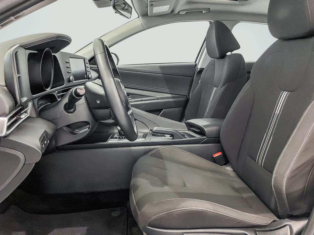 Hyundai Elantra Preferred Tech 2022 d’occasion à vendre - 13