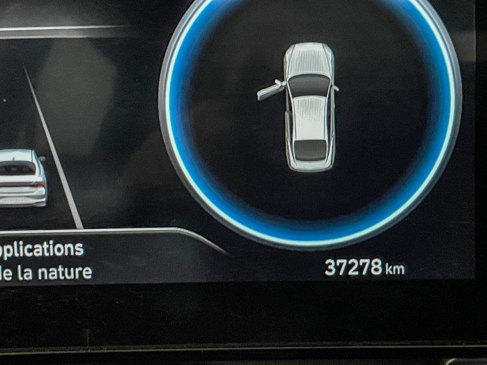 Hyundai Elantra Luxury 2023 d’occasion à vendre - 18