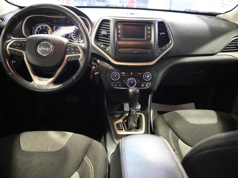 Jeep Cherokee Sport 2016 d’occasion à vendre - 24