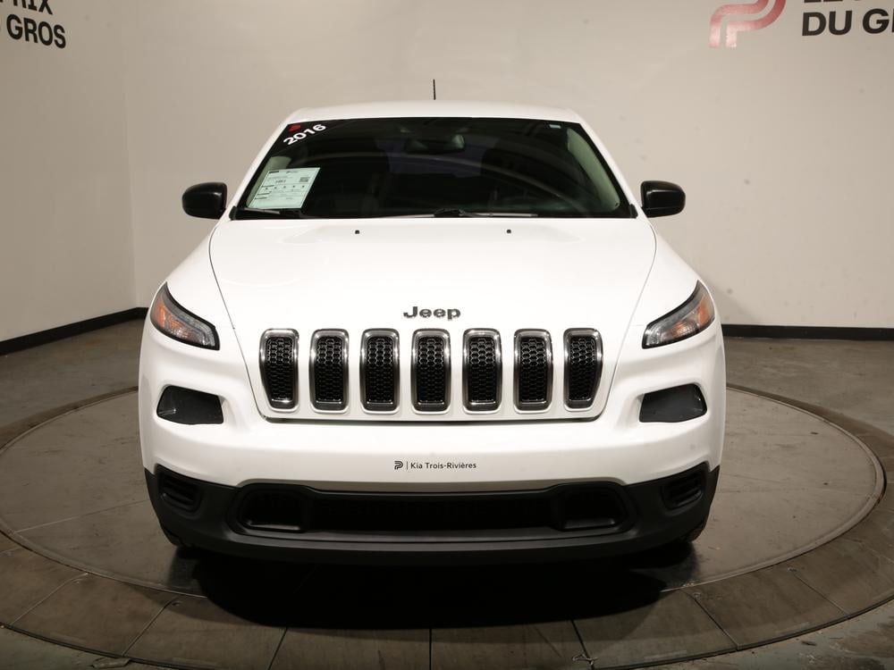 Jeep Cherokee Sport 2016 d’occasion à vendre - 9