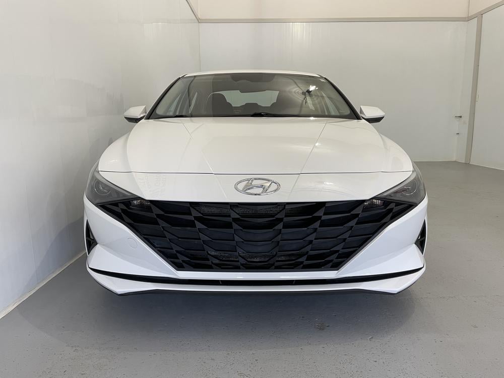 Hyundai Elantra Preferred 2021 d’occasion à vendre - 2