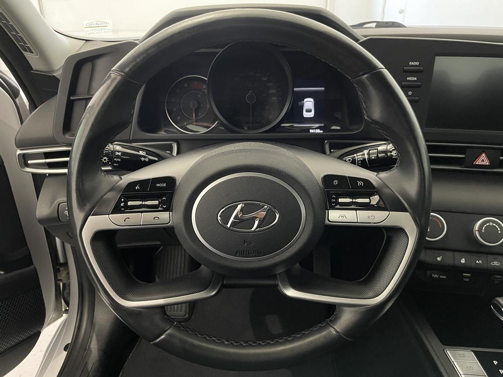Hyundai Elantra Preferred 2021 d’occasion à vendre - 14