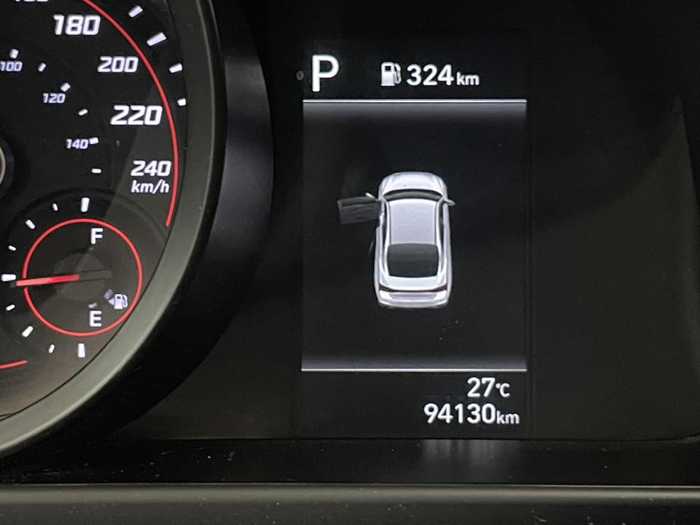 Hyundai Elantra Preferred 2021 d’occasion à vendre - 18