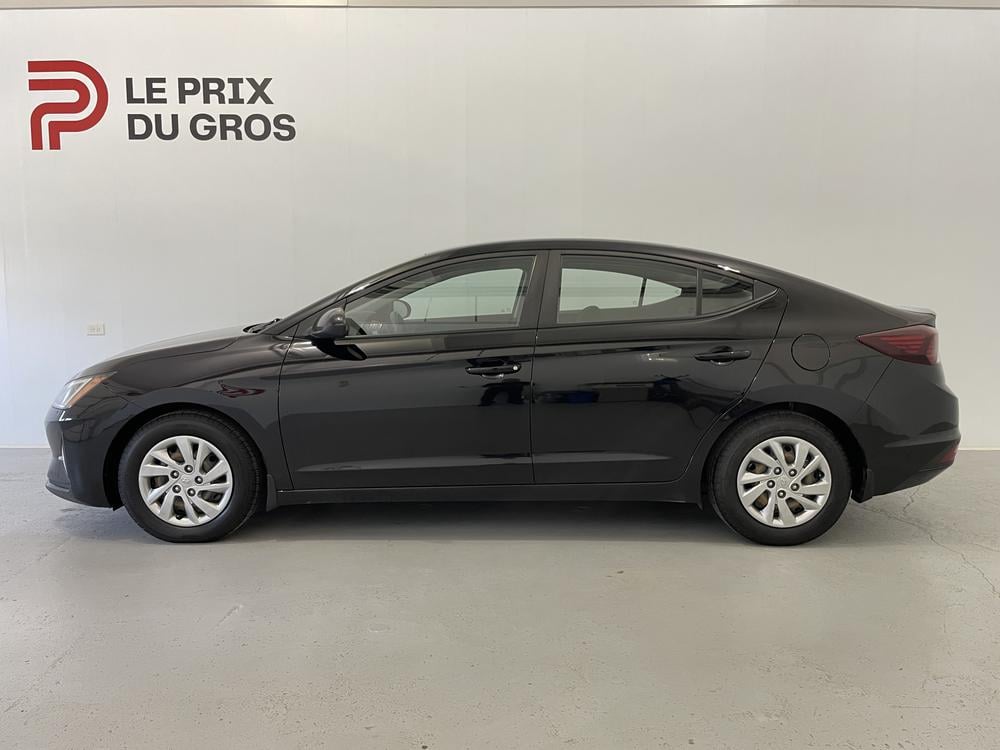 Hyundai Elantra Essential 2020 d’occasion à vendre - 4
