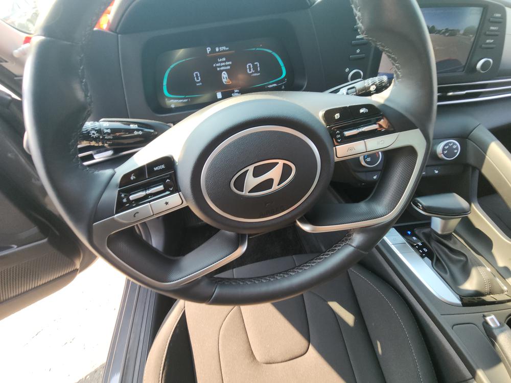 Hyundai Elantra Preferred 2024 d’occasion à vendre - 16