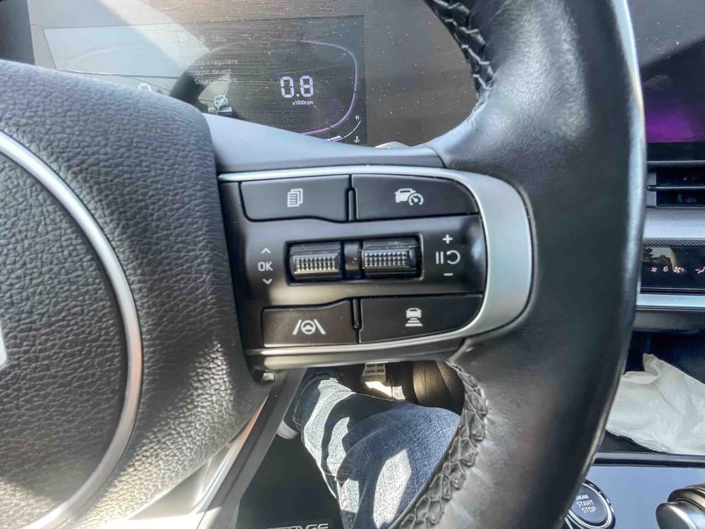 Kia Sportage EX PREMIUM 2023 d’occasion à vendre - 17