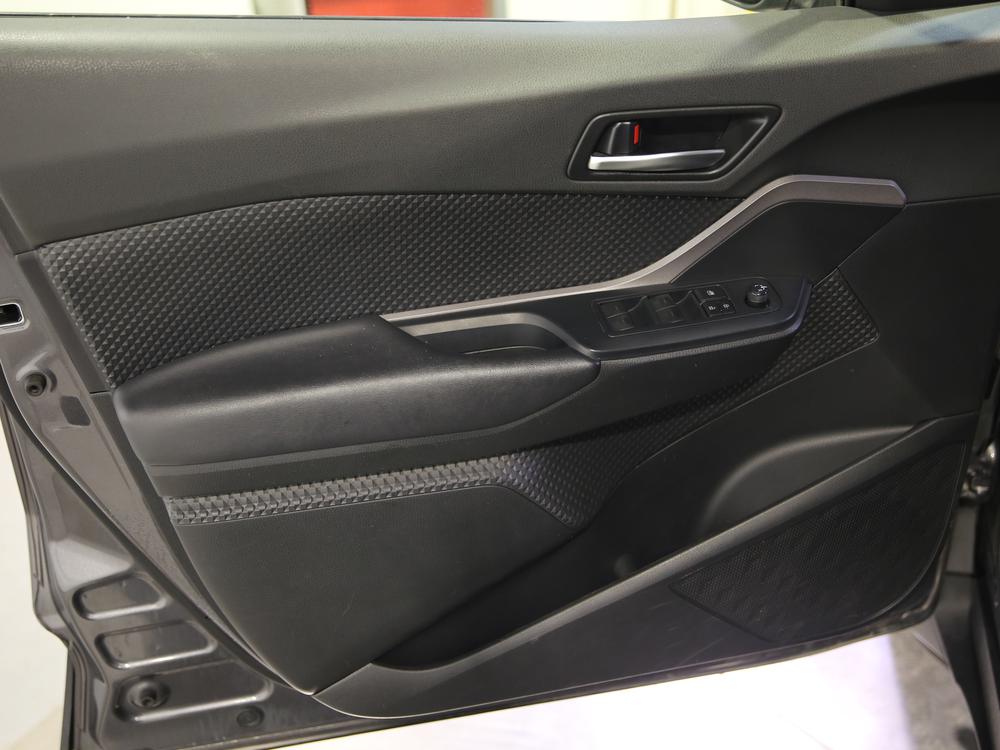Toyota C-HR LE 2021 d’occasion à vendre - 13