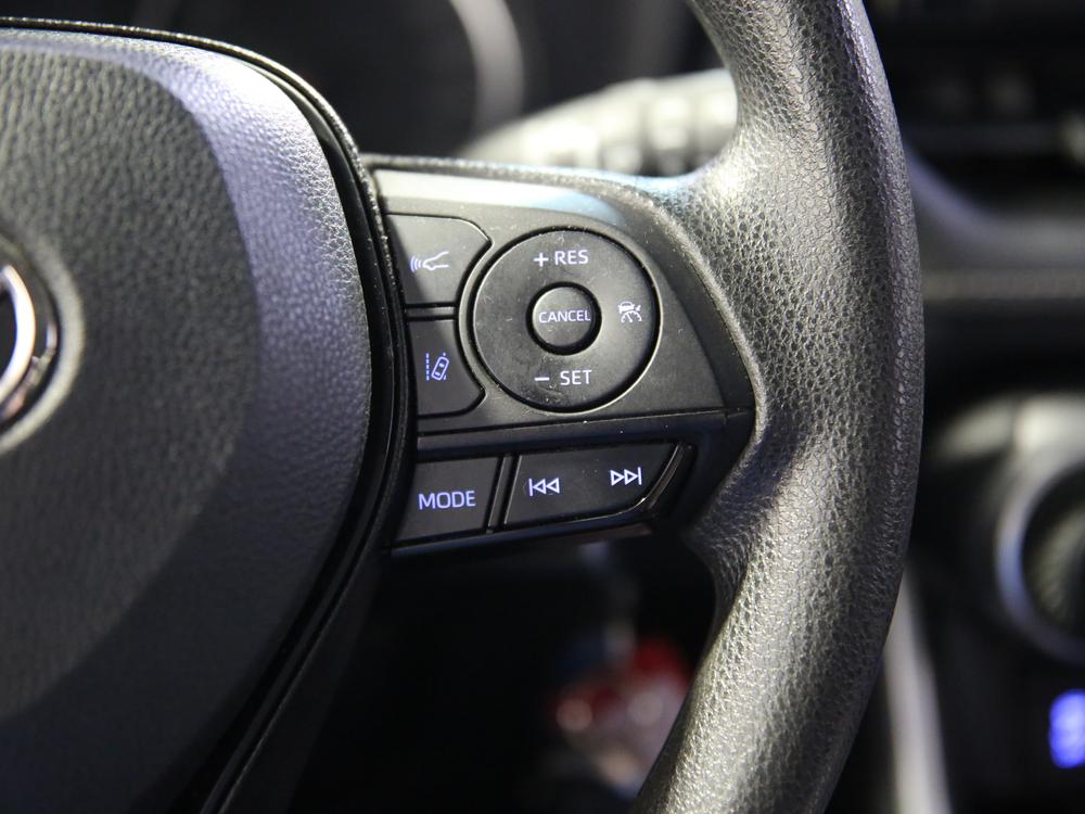 Toyota RAV4 LE 2022 d’occasion à vendre - 19