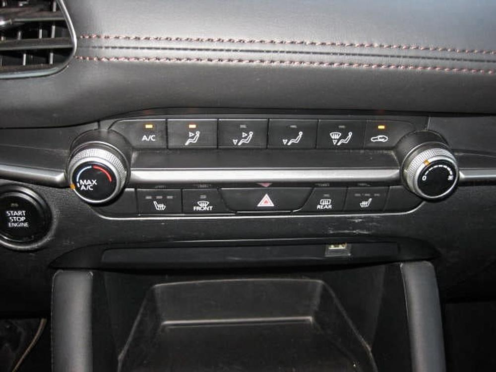 Mazda Mazda3 GX 2021 d’occasion à vendre - 21