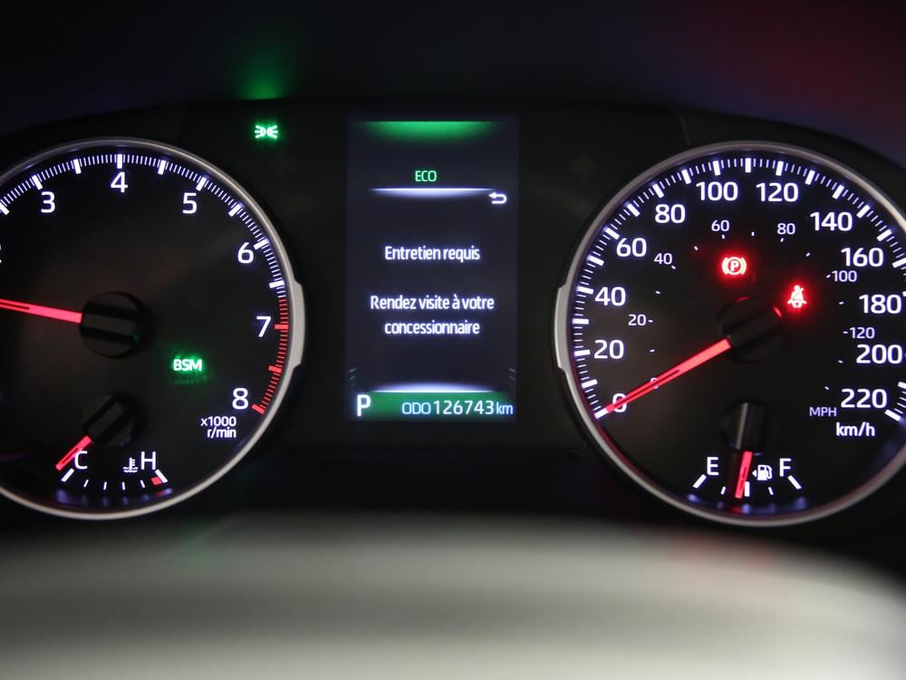 Toyota RAV4 LE 2022 d’occasion à vendre - 24