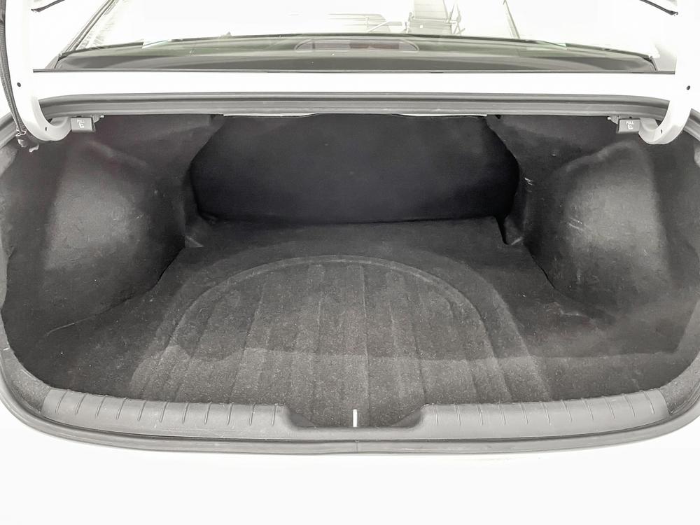 Hyundai Elantra Preferred 2021 d’occasion à vendre - 31