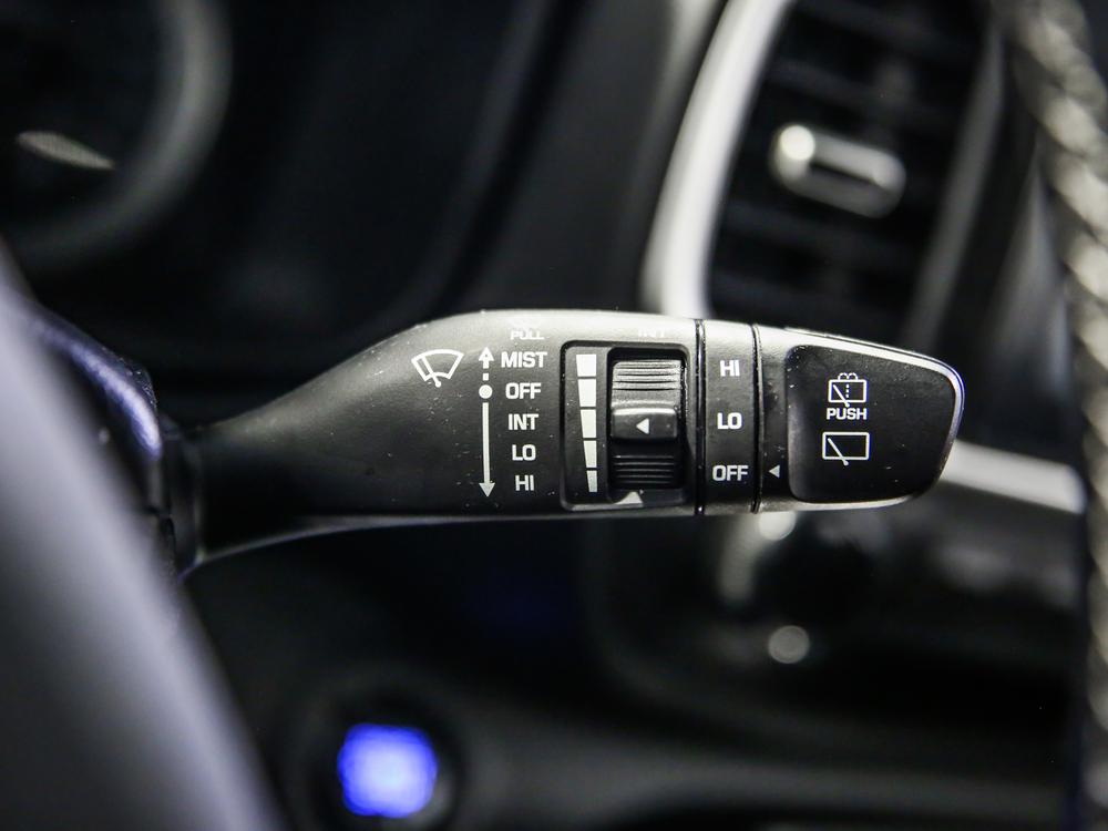 Hyundai Venue Preferred 2022 d’occasion à vendre - 22