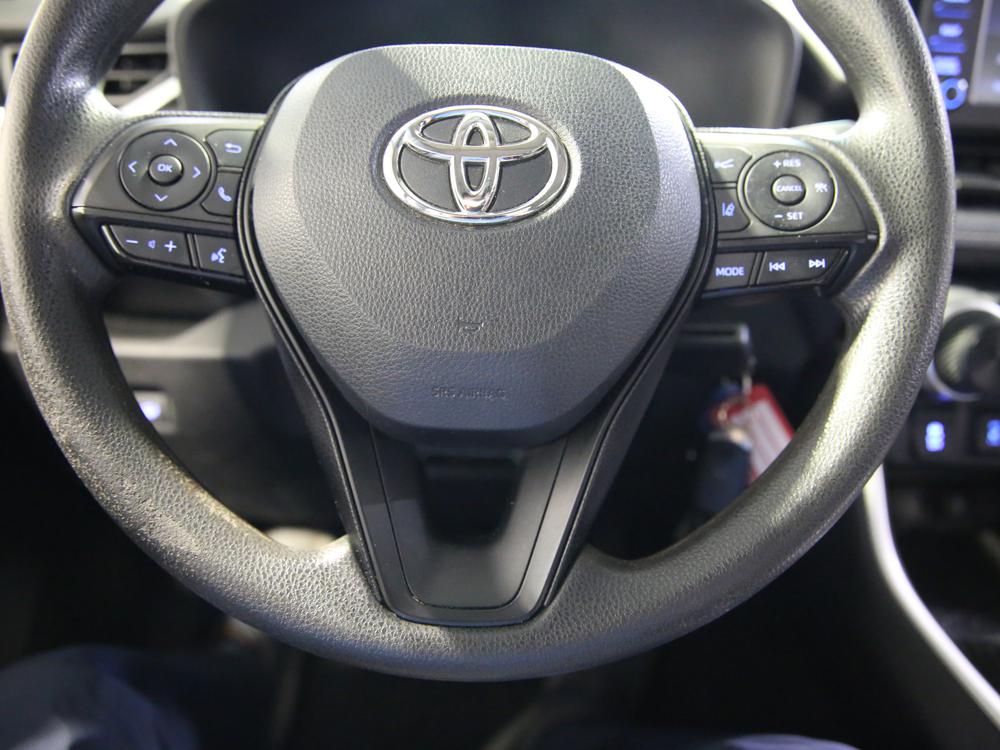 Toyota RAV4 LE 2022 d’occasion à vendre - 17