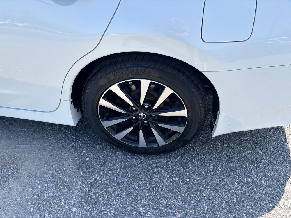 Nissan Altima 2.5 SV 2018 d’occasion à vendre - 9