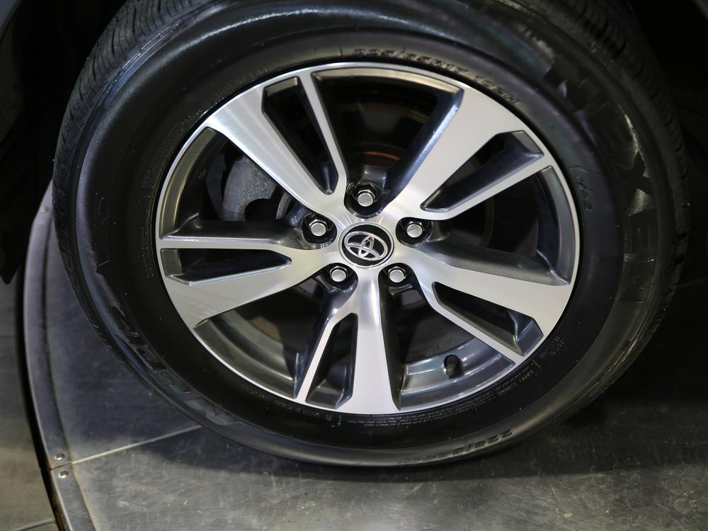 Toyota RAV4 XLE 2017 d’occasion à vendre - 12