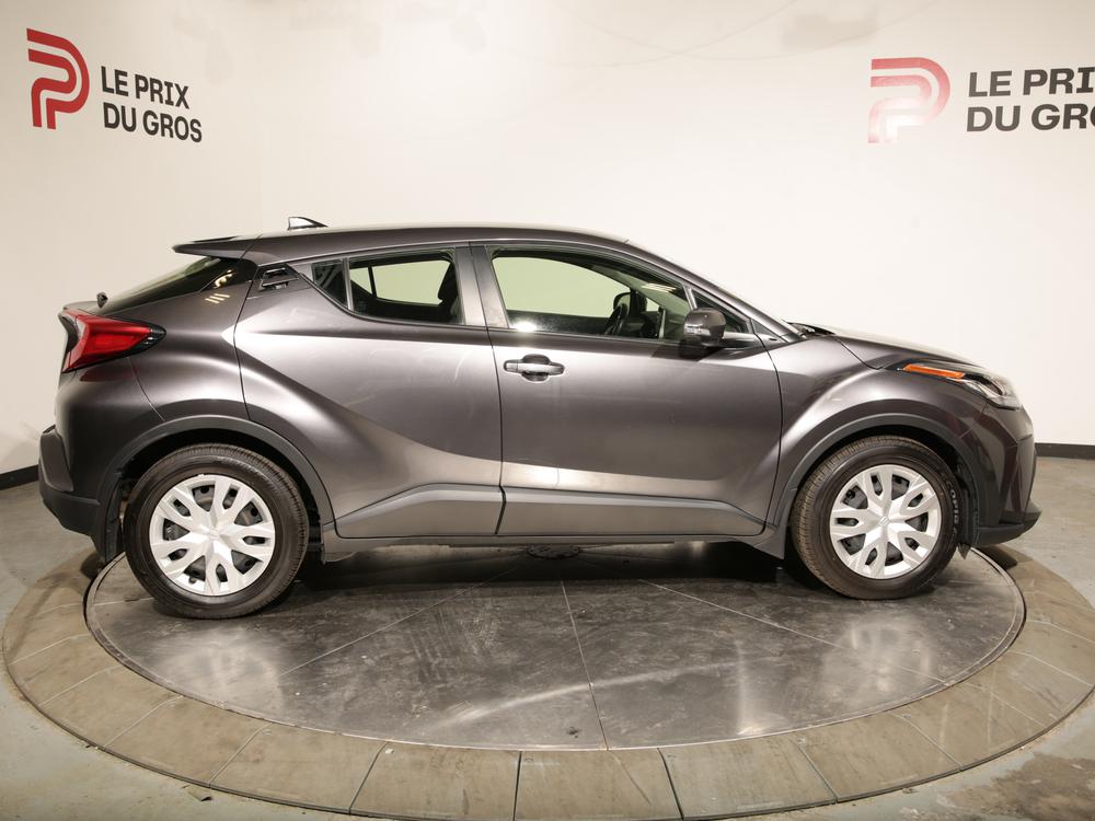 Toyota C-HR LE 2021 d’occasion à vendre - 2