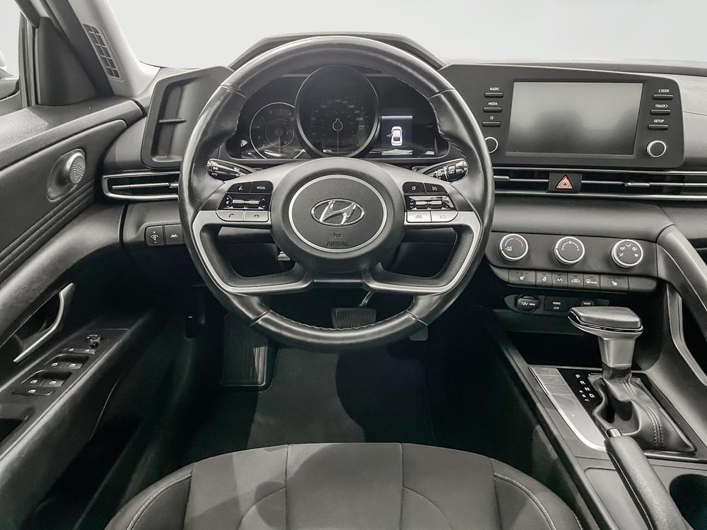 Hyundai Elantra Preferred 2021 d’occasion à vendre - 11