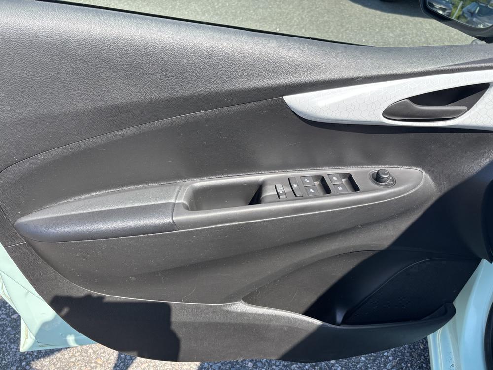 Chevrolet Spark 1LT 2018 d’occasion à vendre - 9