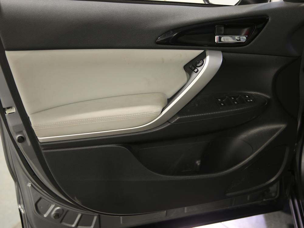 Mitsubishi Eclipse Cross GT 2022 d’occasion à vendre - 14