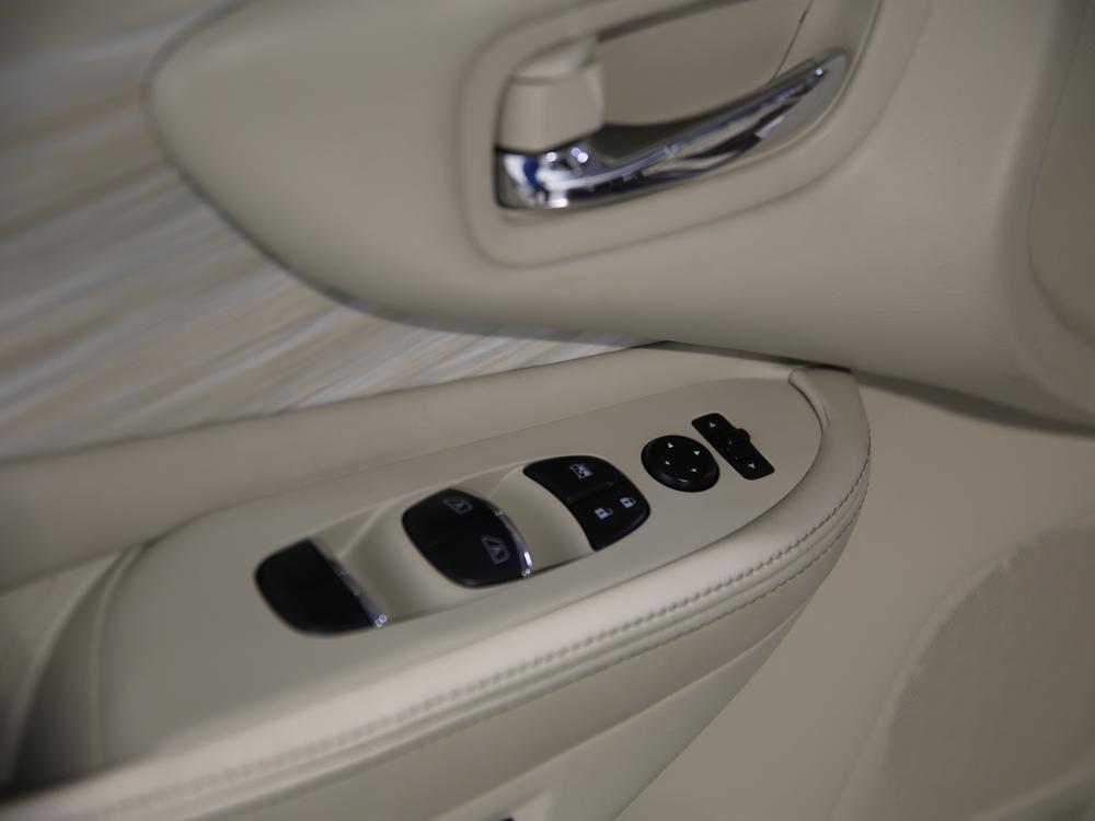 Nissan Murano PLATINUM 2016 d’occasion à vendre - 16