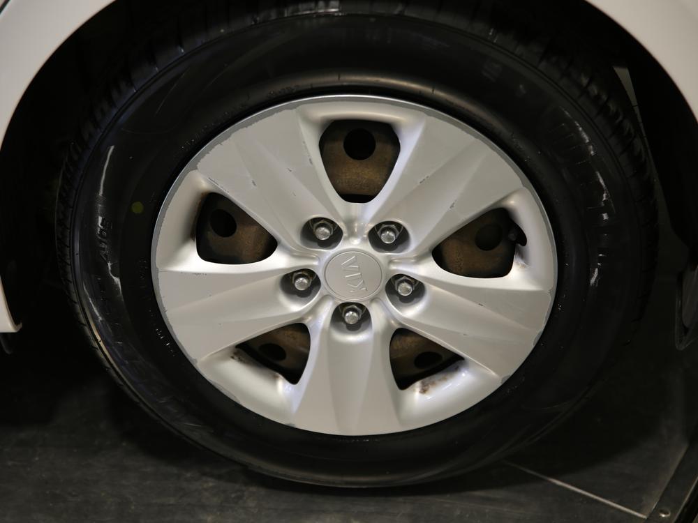 Kia Forte LX 2017 d’occasion à vendre - 11