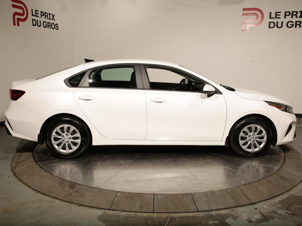 Kia Forte LX 2022 d’occasion à vendre - 2