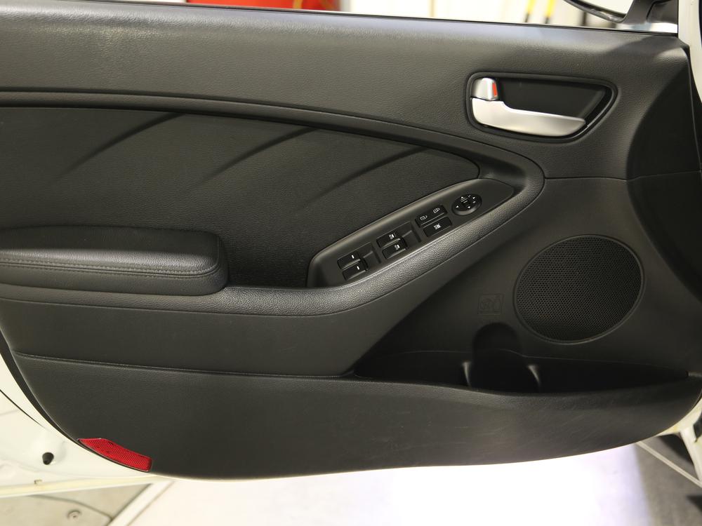 Kia Forte LX 2017 d’occasion à vendre - 13