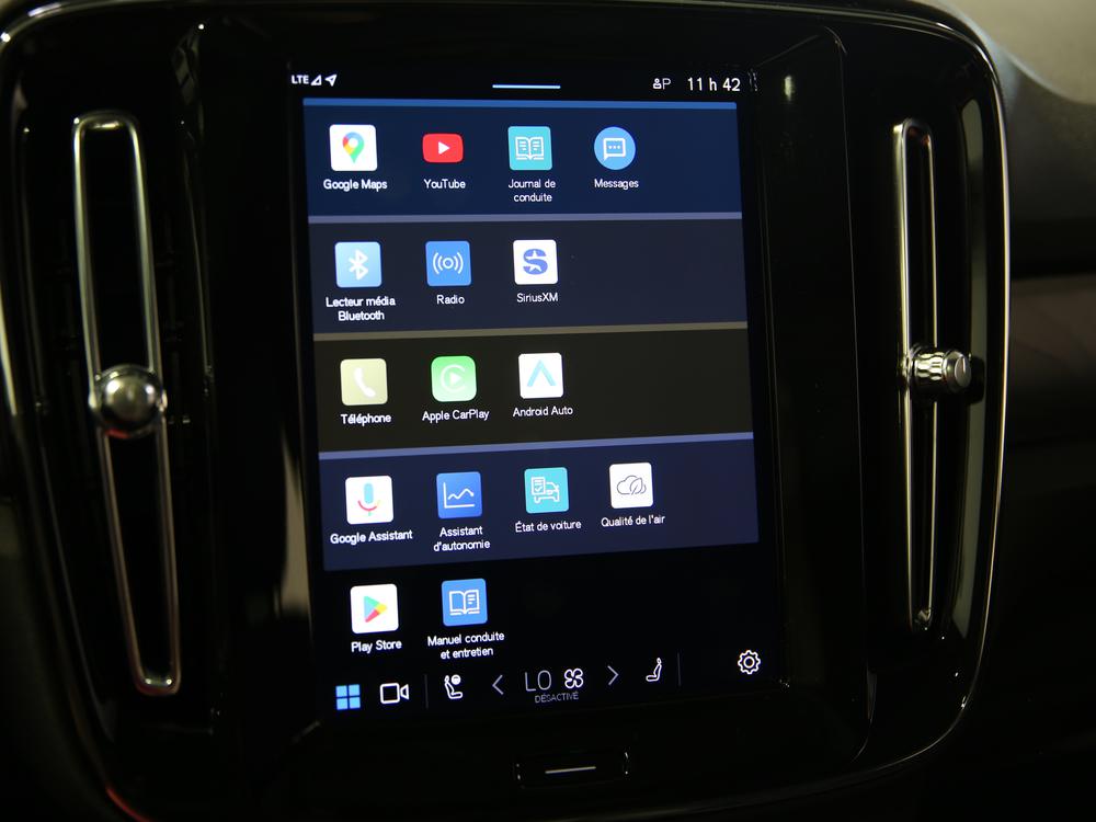 Volvo Recharge XC40 tout électrique TWIN PLUS 2024 d’occasion à vendre - 29