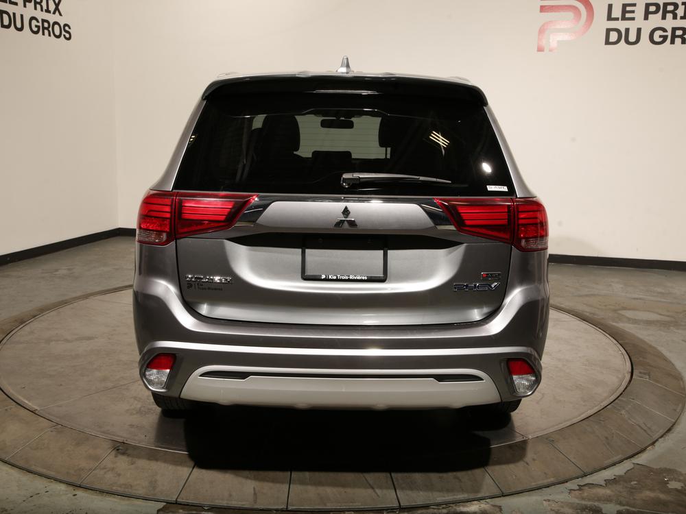 Mitsubishi Outlander PHEV SE 2022 d’occasion à vendre - 4