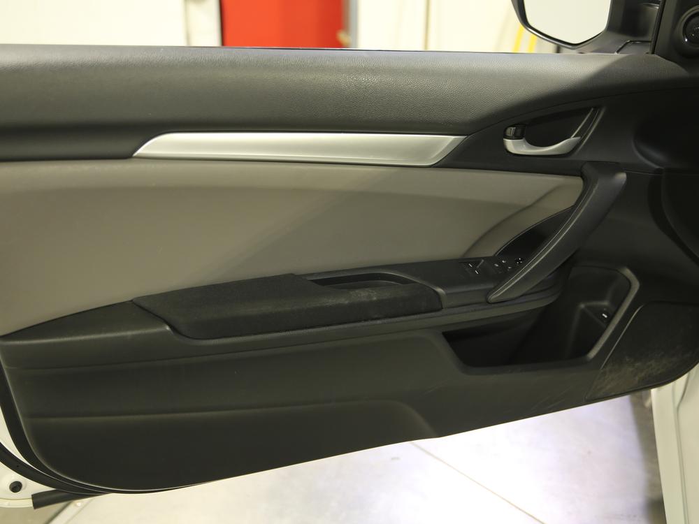 Honda Civic Coupe LX 2017 d’occasion à vendre - 13