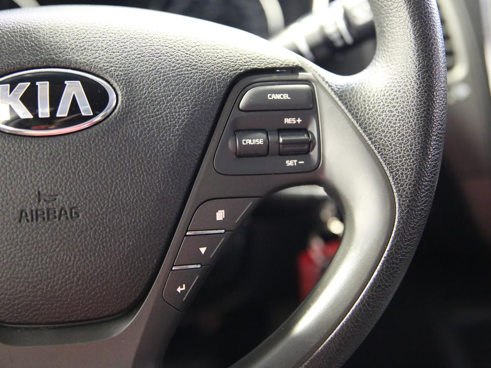 Kia Forte LX 2017 d’occasion à vendre - 19