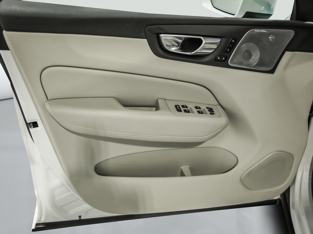 Volvo XC60 Recharge T8 INSCRIPTION PHEV // SIEGES MASSANTS 2022 d’occasion à vendre - 14