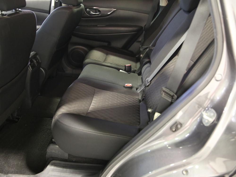 Nissan Rogue S 2020 d’occasion à vendre - 28