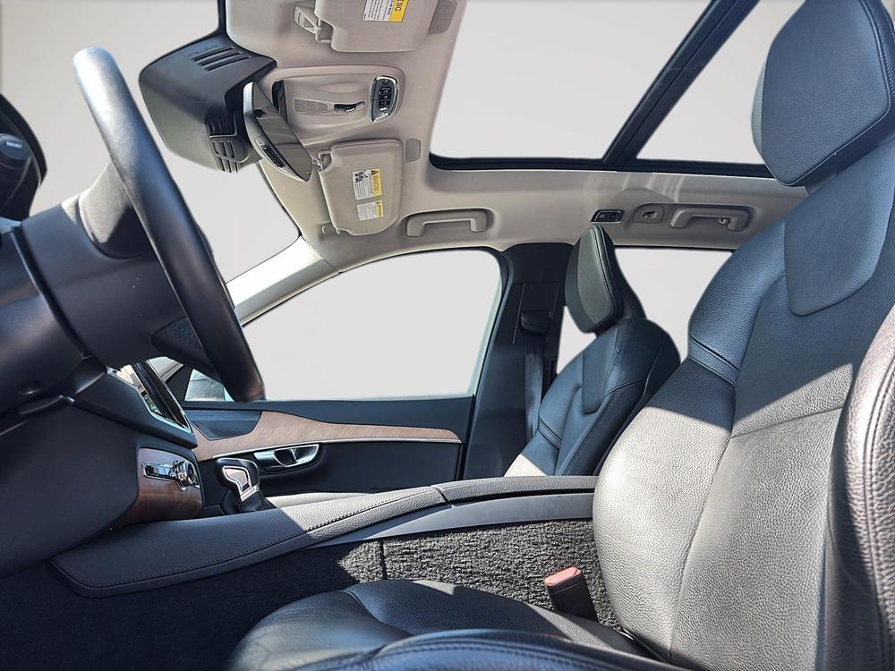 Volvo XC90 T5 MOMENTUM AWD 2022 d’occasion à vendre - 11