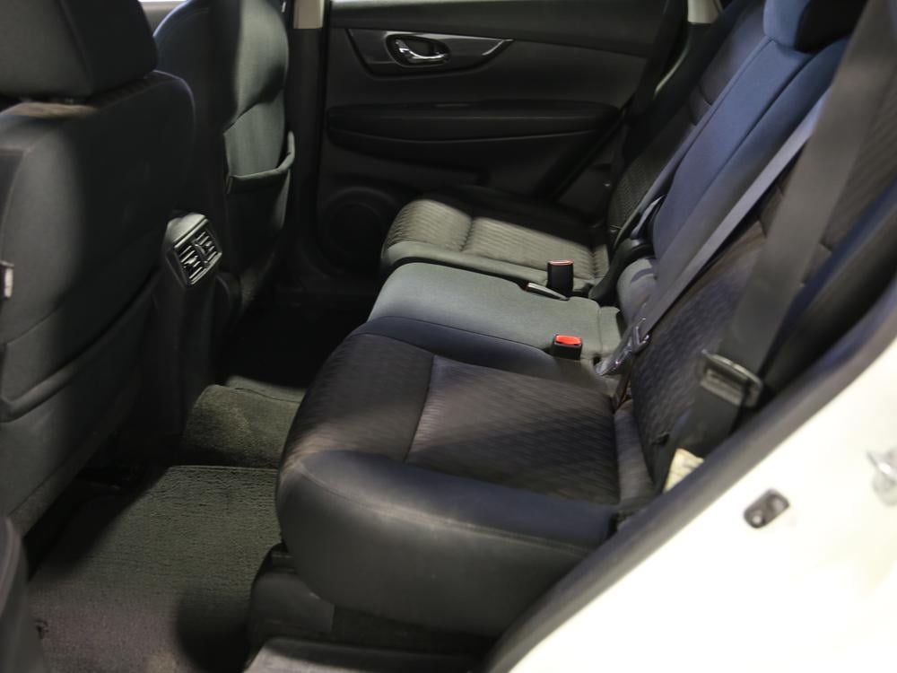 Nissan Rogue S AWD 2017 d’occasion à vendre - 29