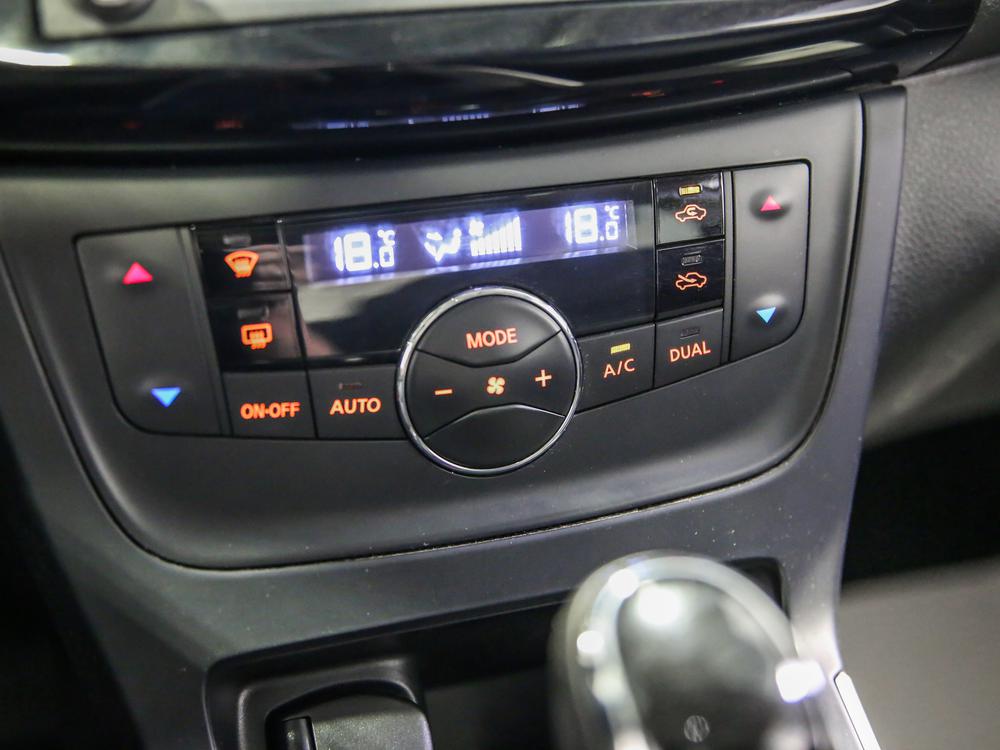 Nissan Sentra SV 2019 d’occasion à vendre - 28