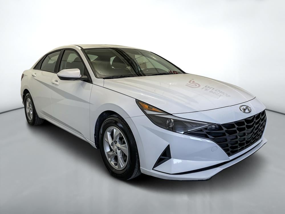 Hyundai Elantra Essential