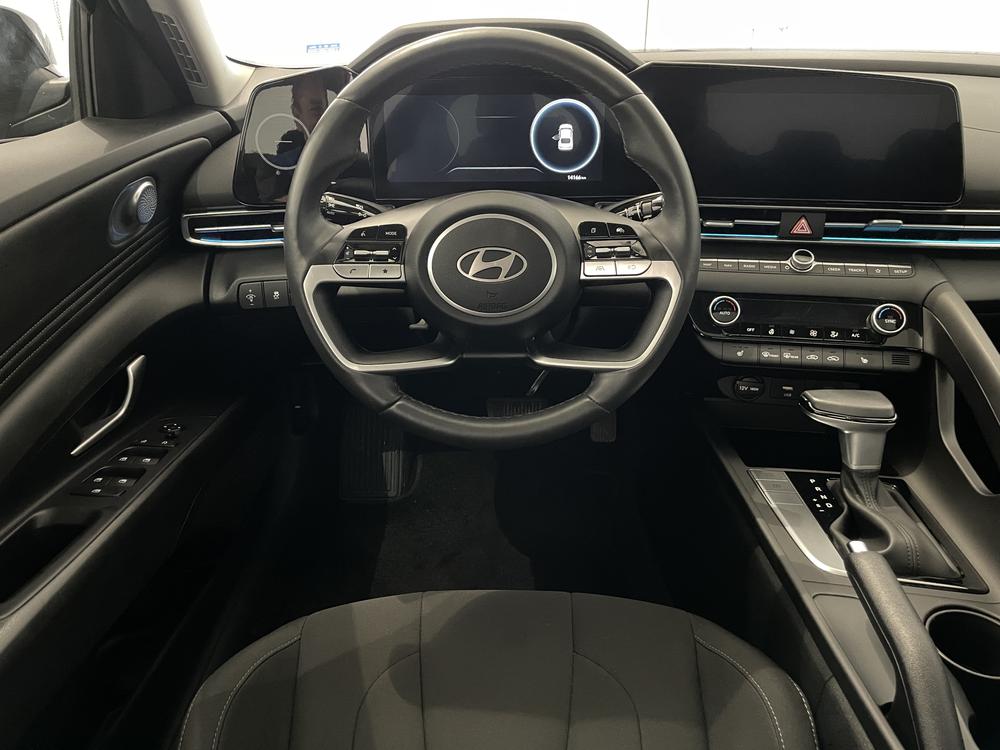 Hyundai Elantra Preferred Tech 2024 d’occasion à vendre - 11