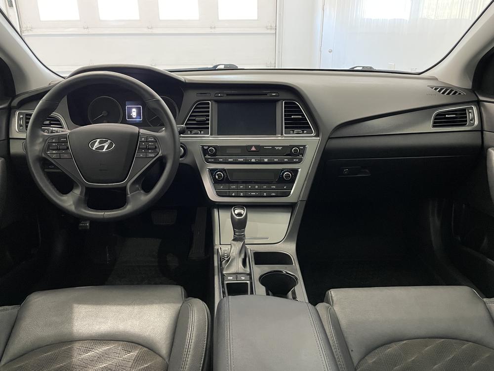 Hyundai Sonata Sport Tech 2016 d’occasion à vendre - 9