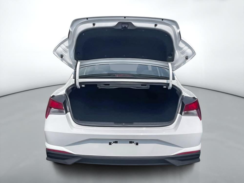 Hyundai Elantra PREFERRED 2023 d’occasion à vendre - 8