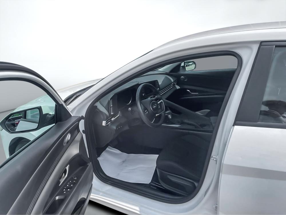 Hyundai Elantra PREFERRED 2023 d’occasion à vendre - 13