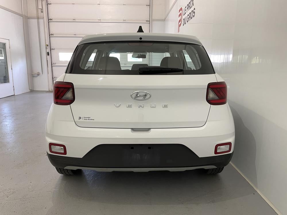 Hyundai Venue Essential 2022 d’occasion à vendre - 7