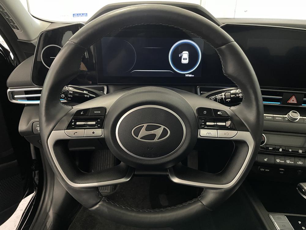 Hyundai Elantra Preferred Tech 2024 d’occasion à vendre - 14