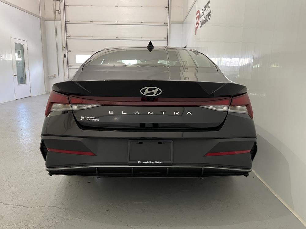 Hyundai Elantra Preferred Tech 2024 d’occasion à vendre - 7