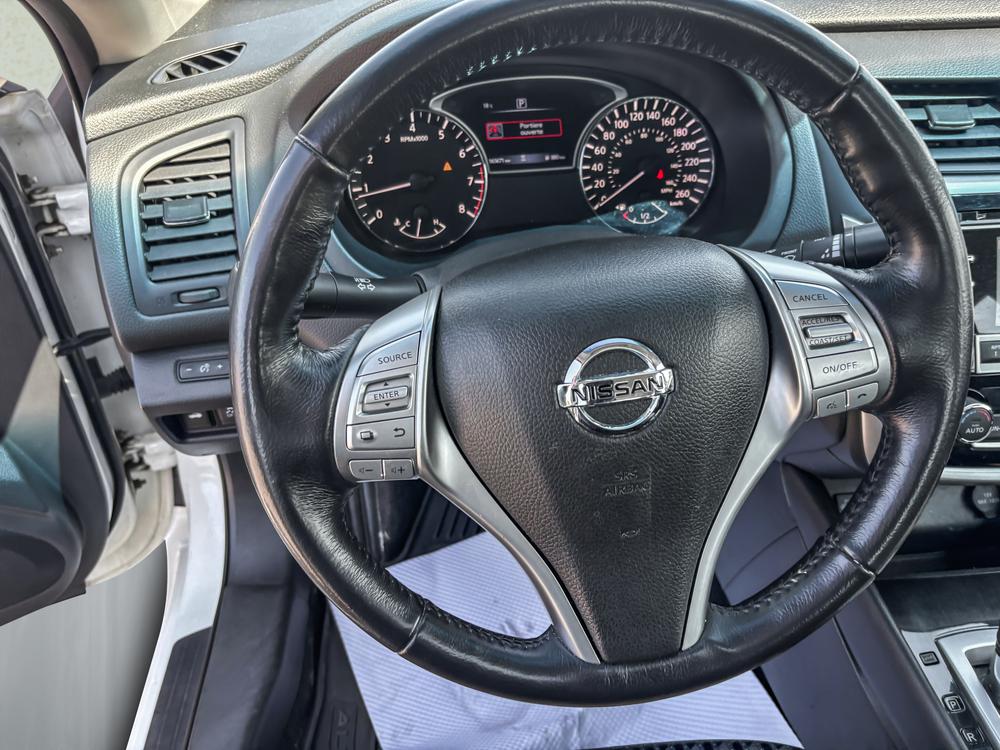 Nissan Altima 2.5 SV 2018 d’occasion à vendre - 14
