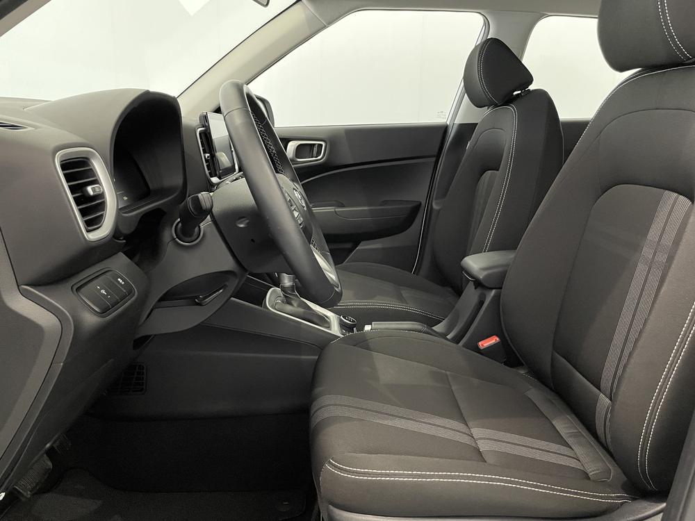 Hyundai Venue Preferred 2024 d’occasion à vendre - 13