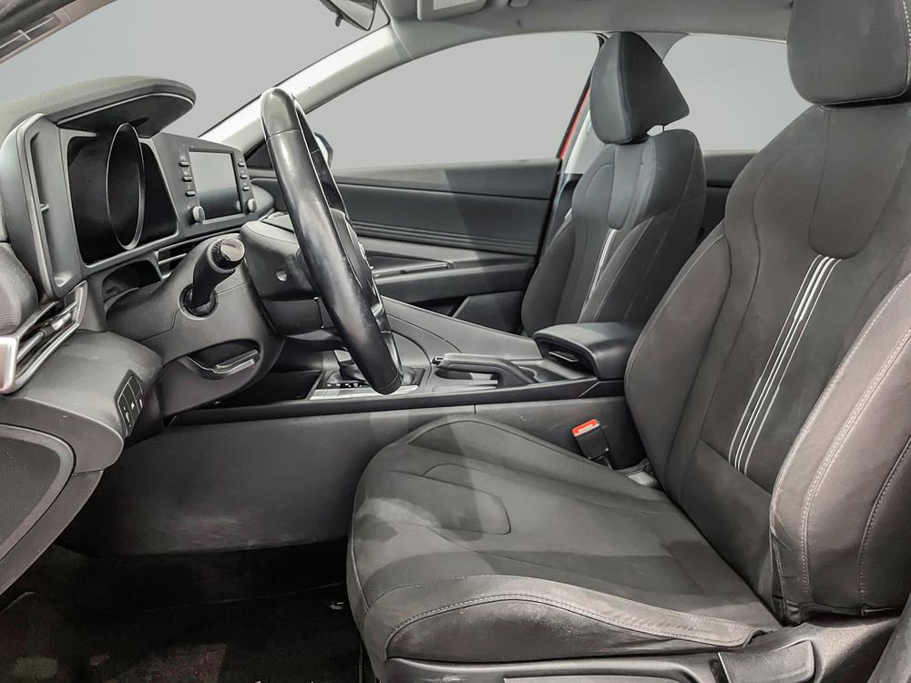 Hyundai Elantra Preferred 2021 d’occasion à vendre - 13